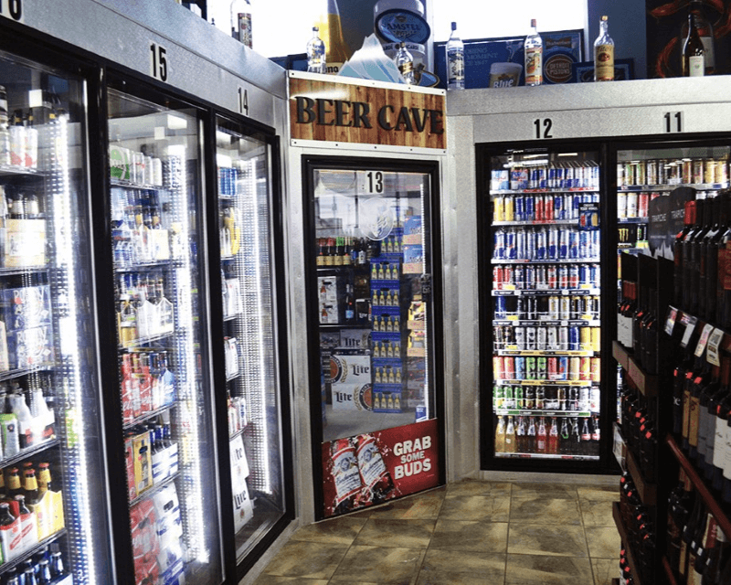 Puerta de servicio/cueva de cerveza SD-01